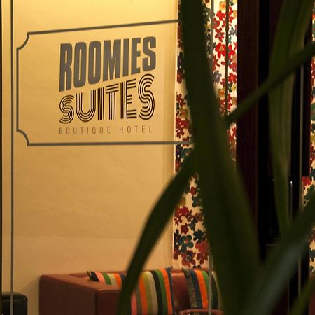 Roomies Suites Batu Feringgi Luaran gambar