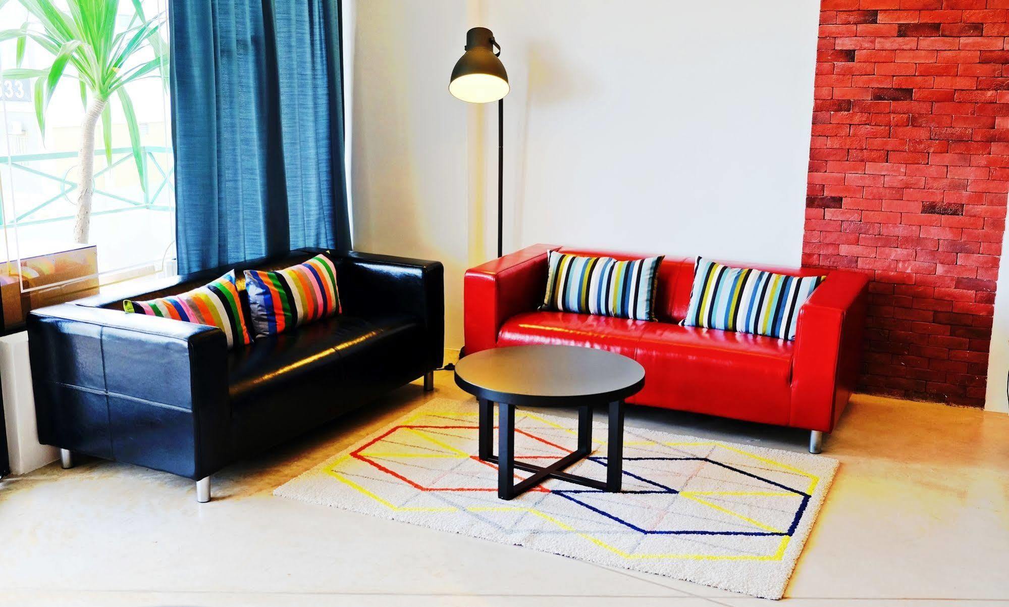 Roomies Suites Batu Feringgi Luaran gambar